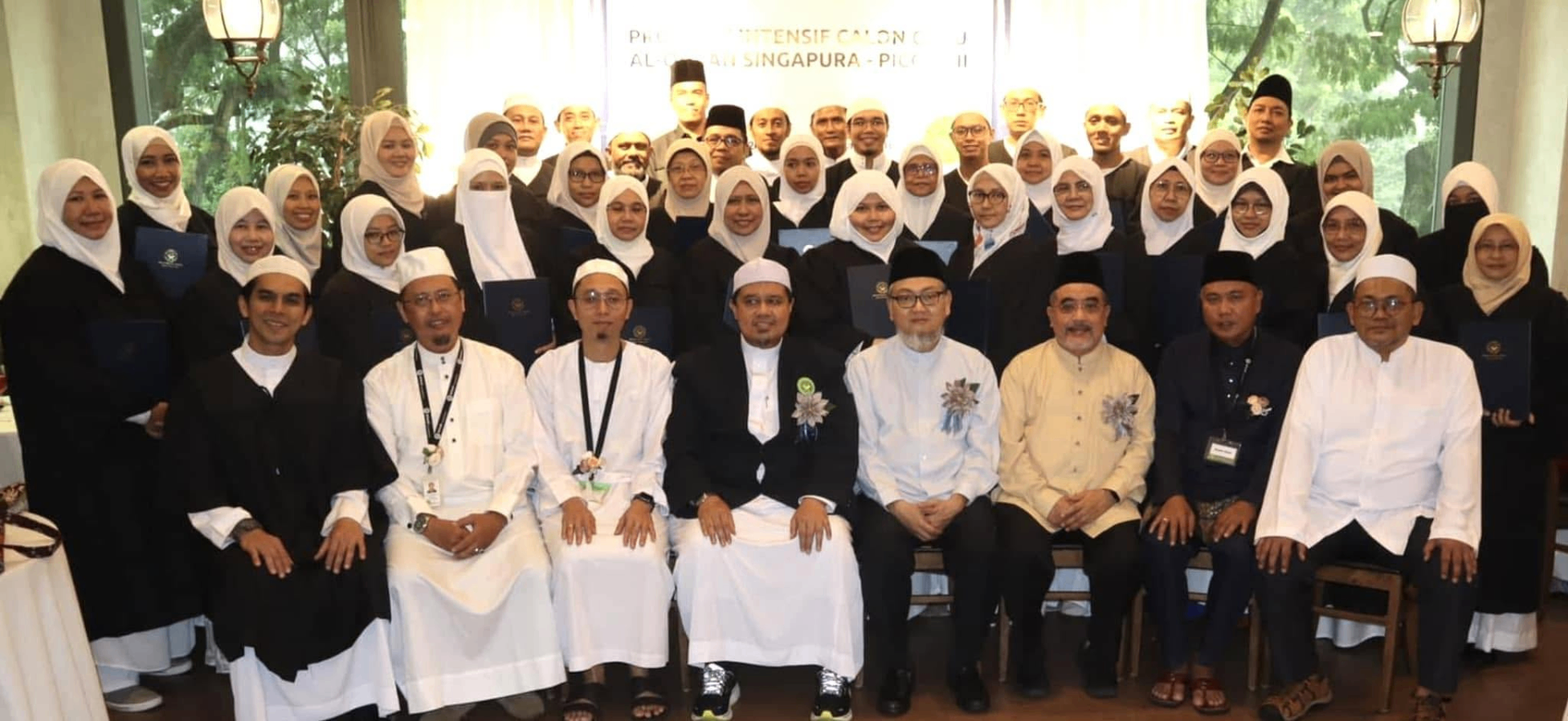PICGAS programme graduates and teachers group photo