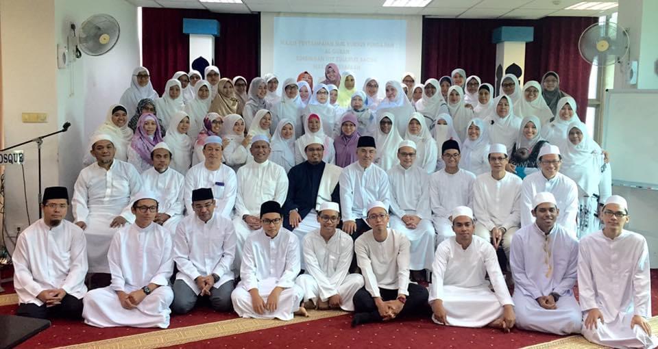 AtTartilQI group photo after a Qur'anic programme ceremony